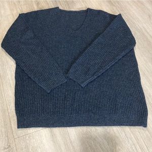 Jenni Kayne Cabin V Neck Cashmere Wool Sweater charcoal Gray